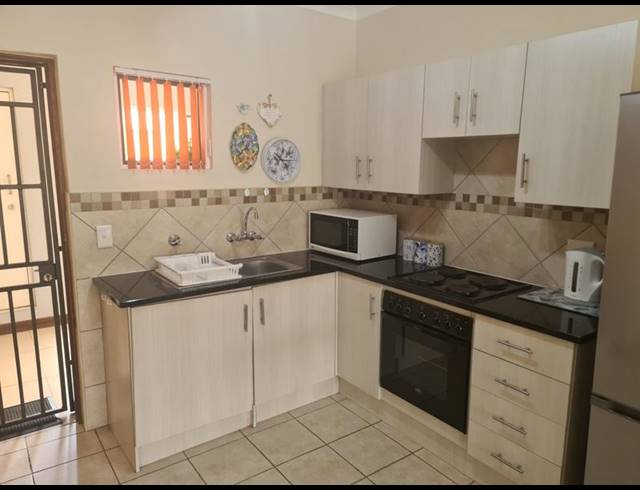 2 BEDROOM APARTMENT FOR SALE IN BRENTWOOD PARK